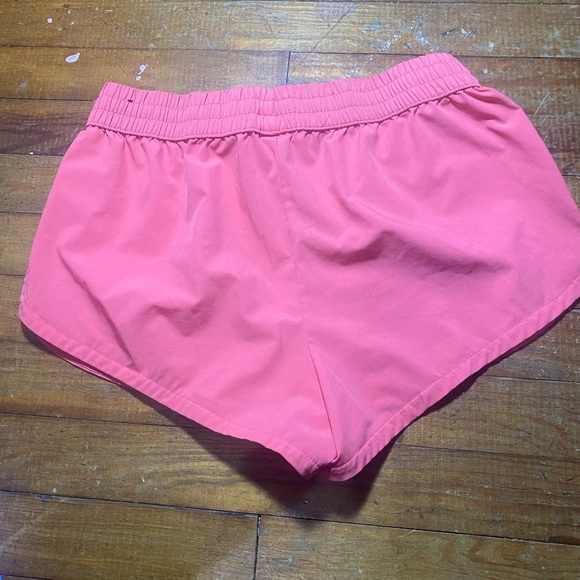 Running shorts small - Picture 6 of 9